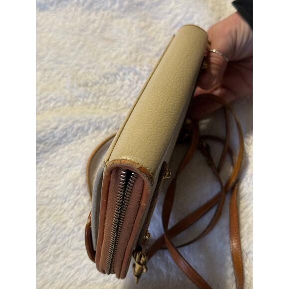 VTG Dooney & Bourke Zip-Along Wallet Small Crossbody Bag All-Weather Leather - Picture 6 of 6